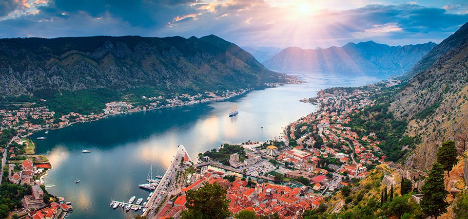 Kotor, 42°25.439’N, 18°46.041’E